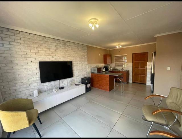 2 BEDROOM PROPERTY TO RENT IN HONEYDEW